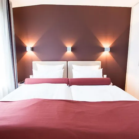 Nymphe Strandhotel & Hotel