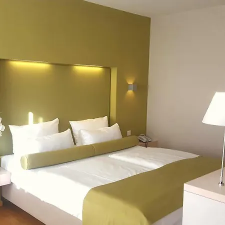 Nymphe Strandhotel & Hotel