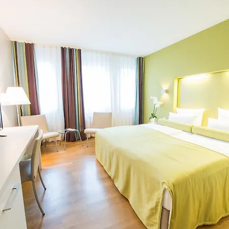 Nymphe Strandhotel & Hotel Binz
